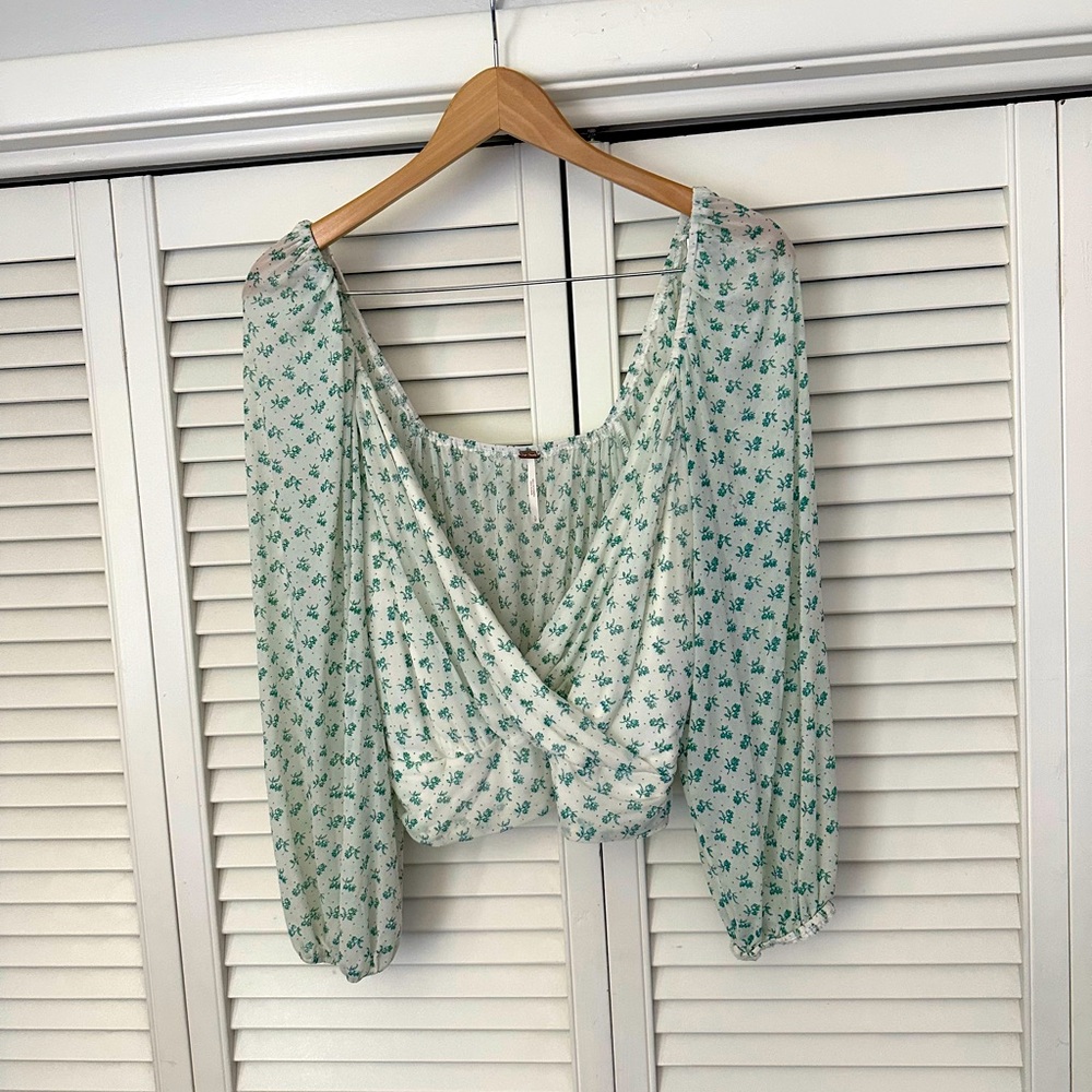 Free People Ivory/Cream and Green Patterned Blouse EUC